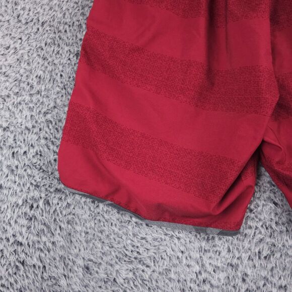 Vuori Shorts Mens Extra Large Red Striped Banks Unlined 7.5in Athletic Active - Picture 12 of 13
